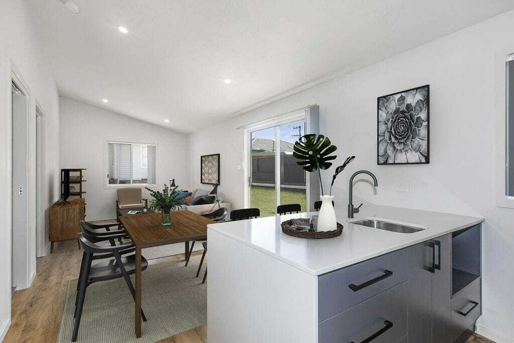 backyard-grannys-114-medcalfe-warners-bay-behind-the-kitchen-breakfast-bar