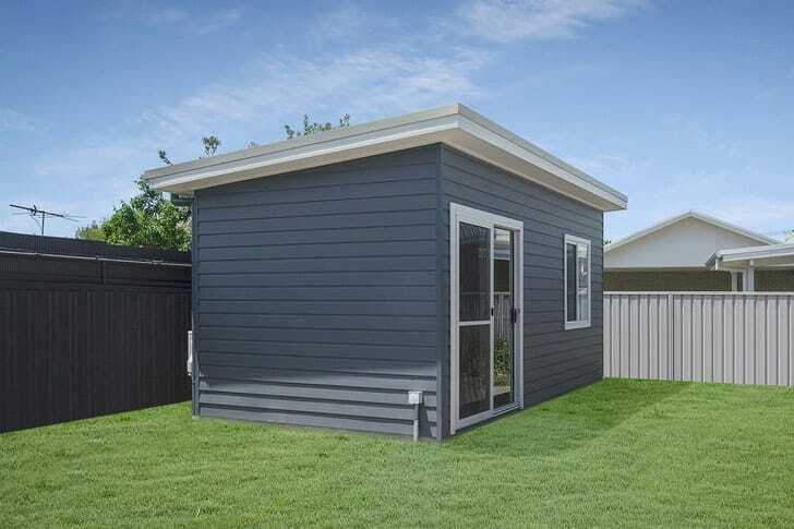 backyard-grannys-114-medcalfe-warners-bay-studio-photo-from-the-outside